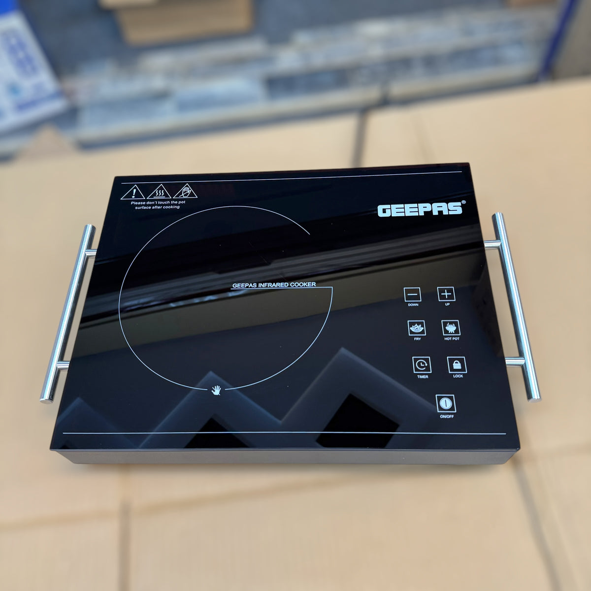 Geepas Digital hot plate Infrared Cooker  6921p