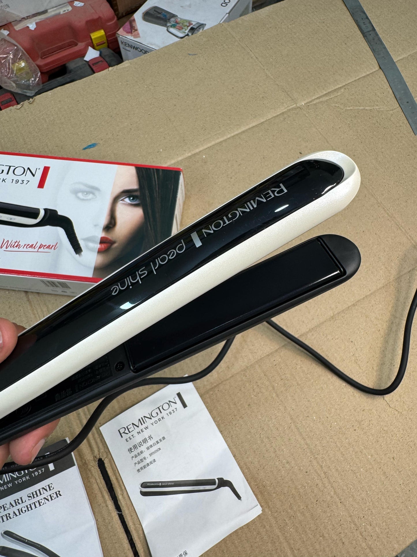 Remington Pearl Shine Hair Straightener